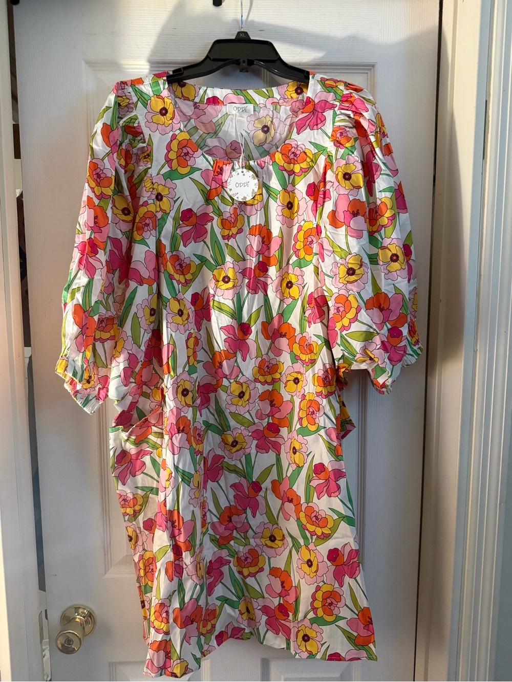 Chic Soul Photo Worthy Dress, White Multicolored